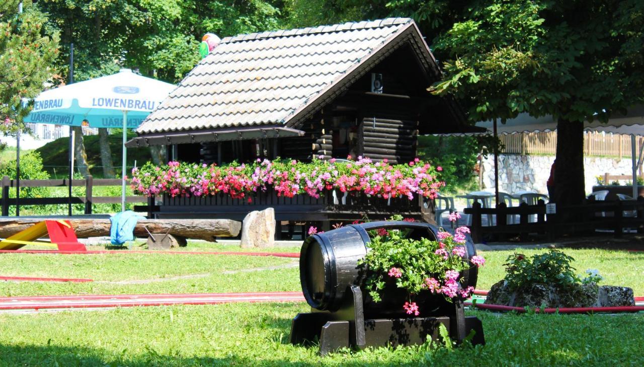 Hotel Rech-Hof Sayonara Folgaria Exterior photo